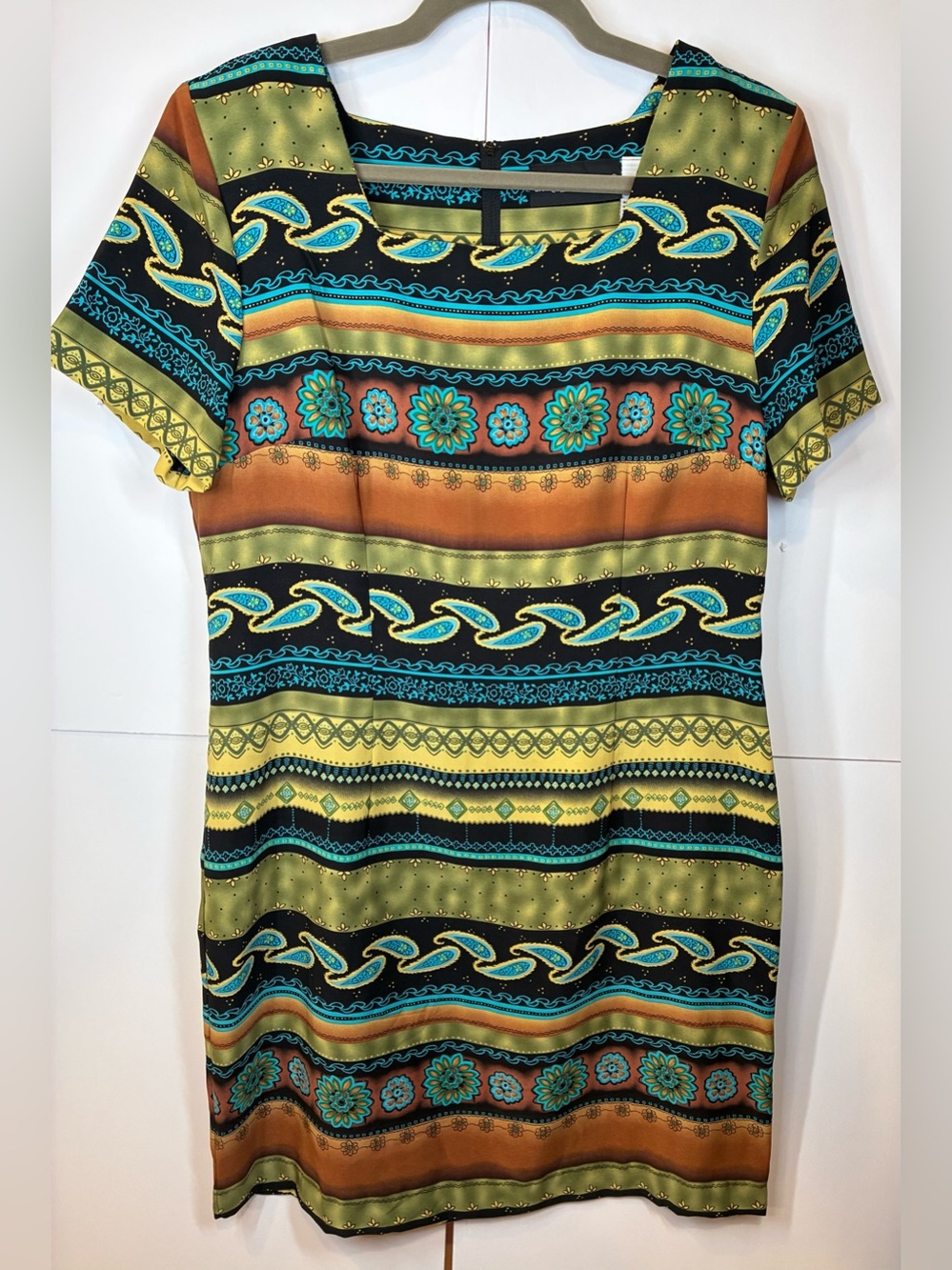 Sag Harbor Dress Women’s Size 16 Multicolor Paisley Border Print Sheath Dress